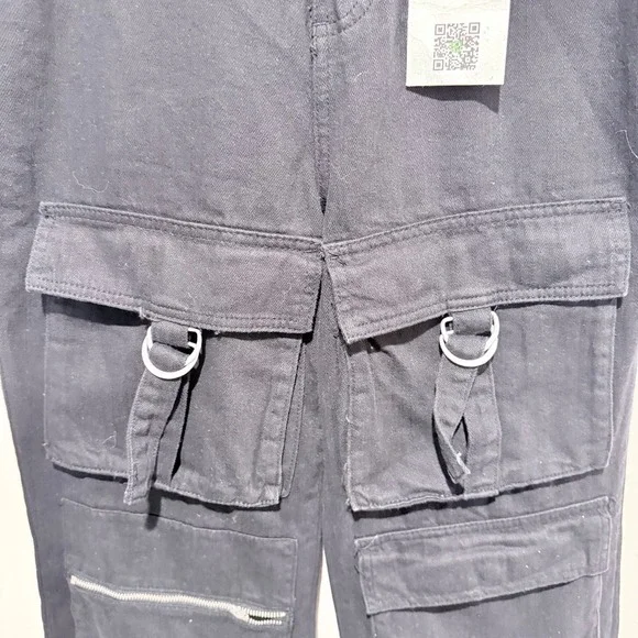 PTCL Black Cargo Pants Utility Pockets D-Ring‎ Detail Women's Size 28 NEW - Picture 4 of 8